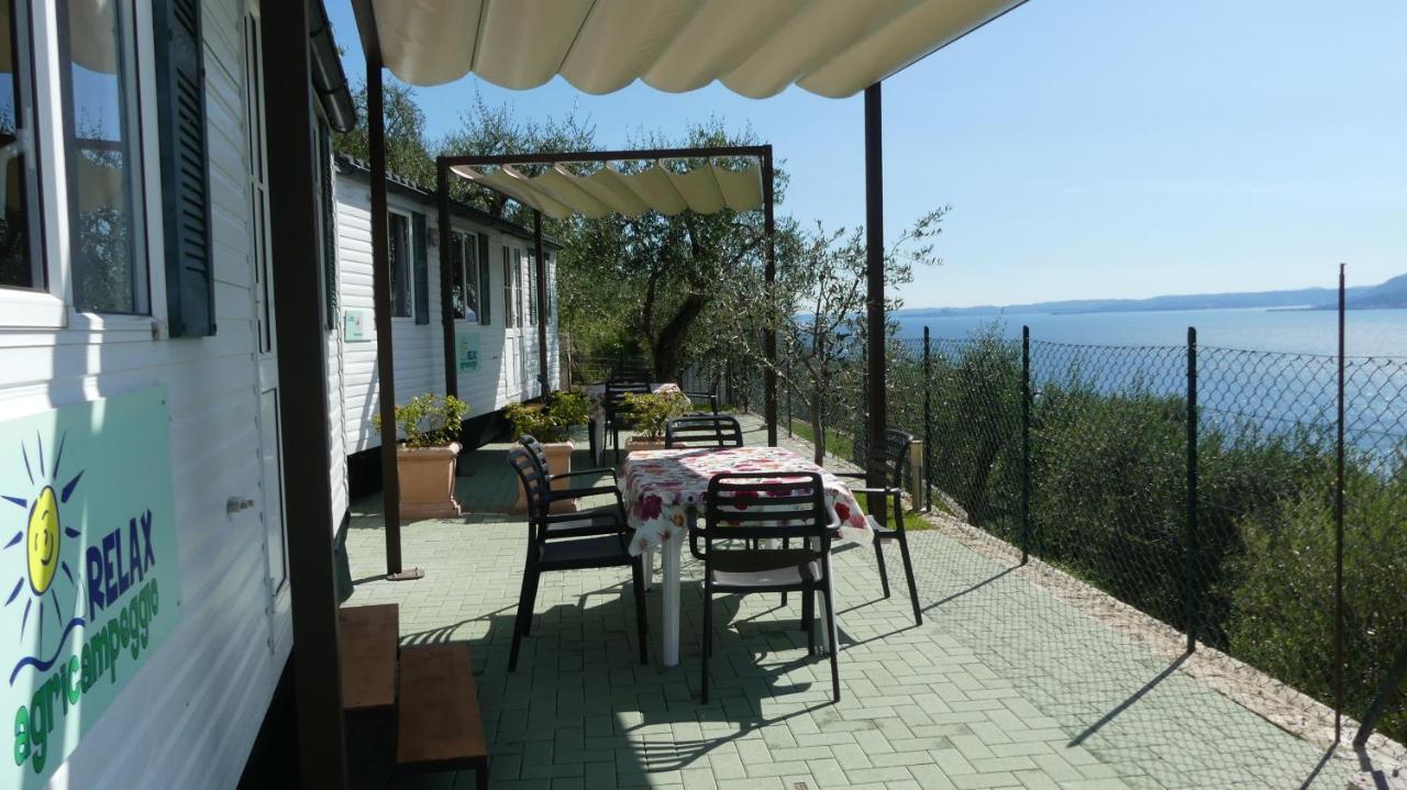 Agricampeggio Relax Maxicaravan Castelletto Di Brenzone Exterior photo